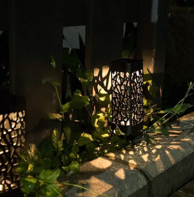 Solcellsdriven Vintage Trädgårdslampa